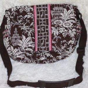 VERA BRADLEY MESSENGER BAG LARGE
